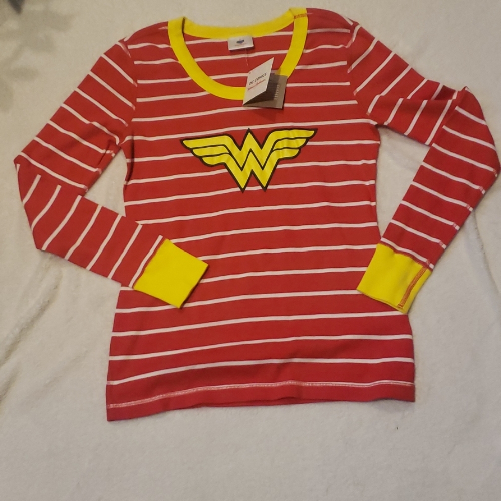 Hanna Andersson wonder woman shirt size medium